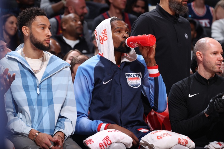 KD：在籃網(wǎng)的大部分時(shí)光是美好的即使是我?guī)е?個(gè)雙向球員上場(chǎng)