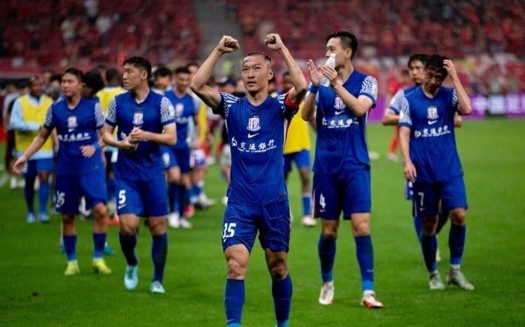 BIG5內(nèi)戰(zhàn)首勝！海港打破魔咒，申花7戰(zhàn)2負(fù)，泰山6戰(zhàn)0勝