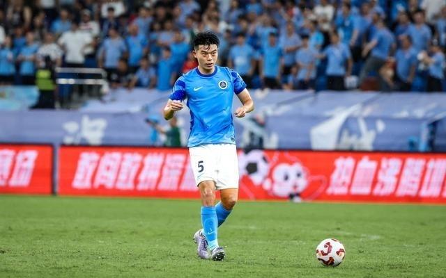一路滑坡！深圳新鵬城近8輪聯(lián)賽1勝7負(fù)，僅比降級(jí)區(qū)高出2分